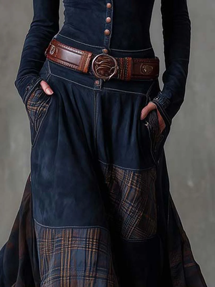 Martina · Vestito lungo vintage in camoscio a quadri blu navy